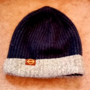 "Weatherproof" brand larger beanie style toboggan